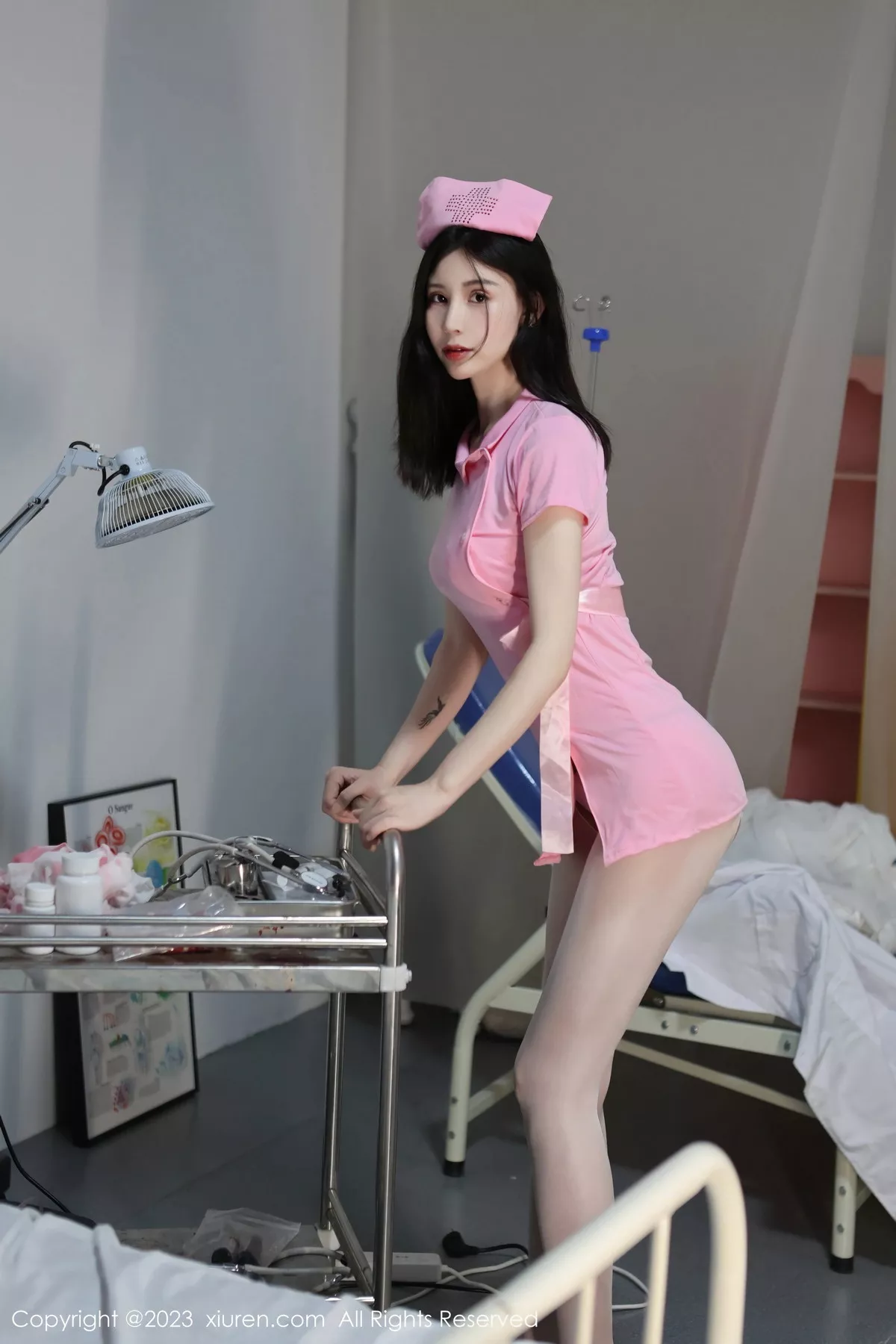 [XiuRen秀人网]第7265期曼柔写真-秀人资源网